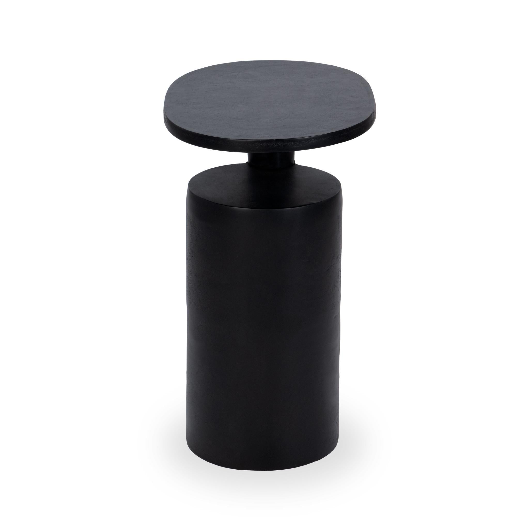 Decklyn Accent Table - Black