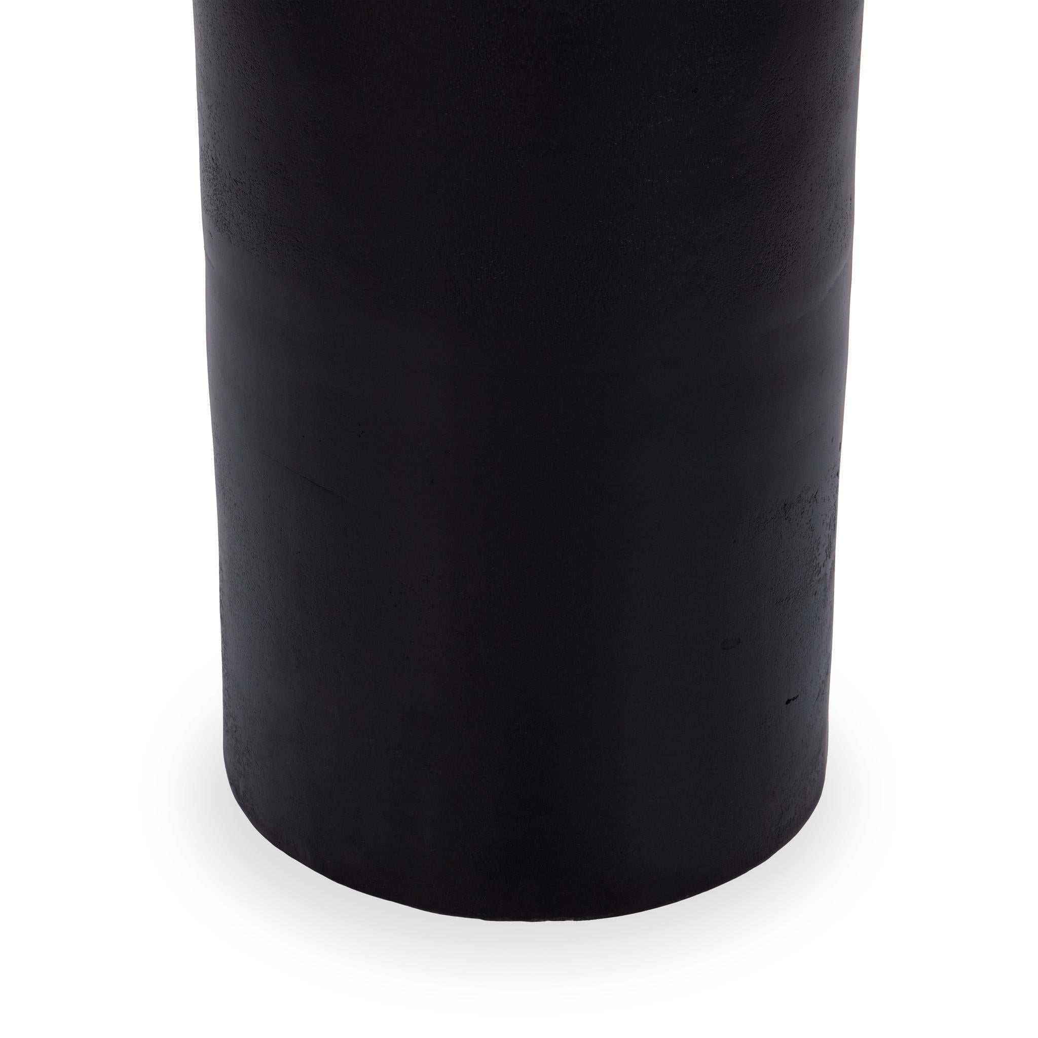 Decklyn Accent Table - Black