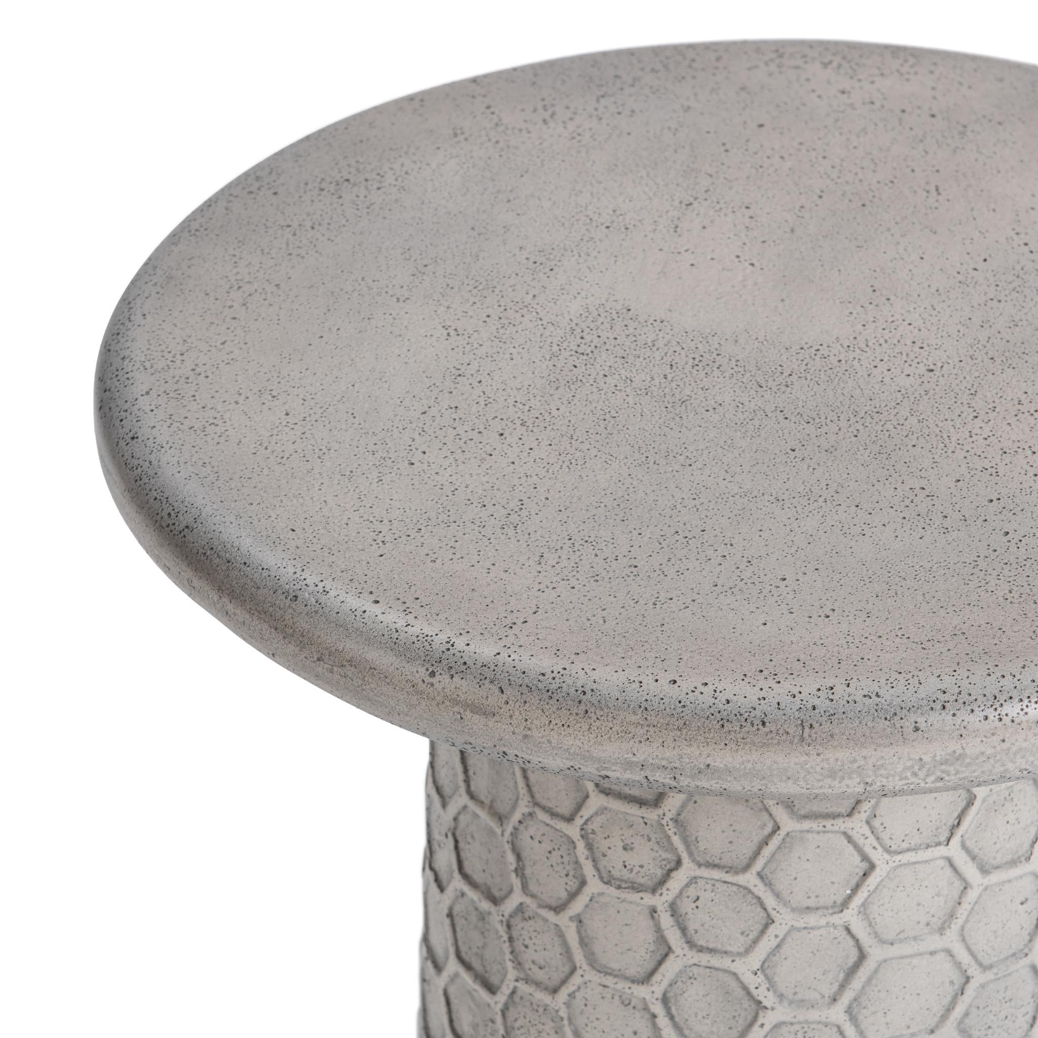 Delaine 17" Outdoor Accent Table - Light Gray