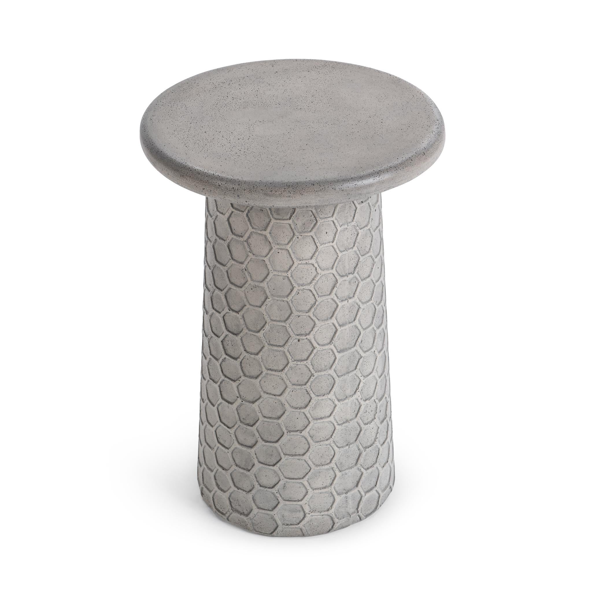 Delaine 20" Outdoor Accent Table - Light  Gray