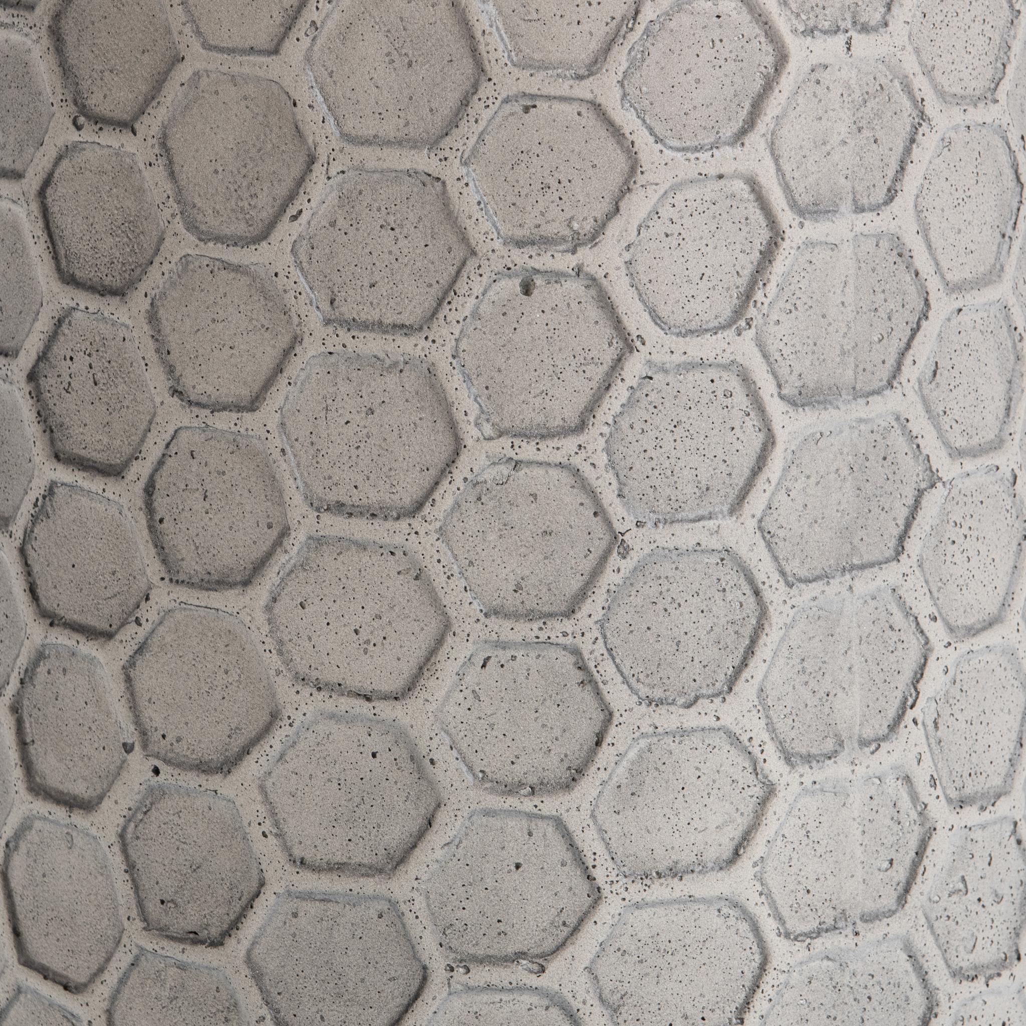 Delaine 20" Outdoor Accent Table - Light  Gray