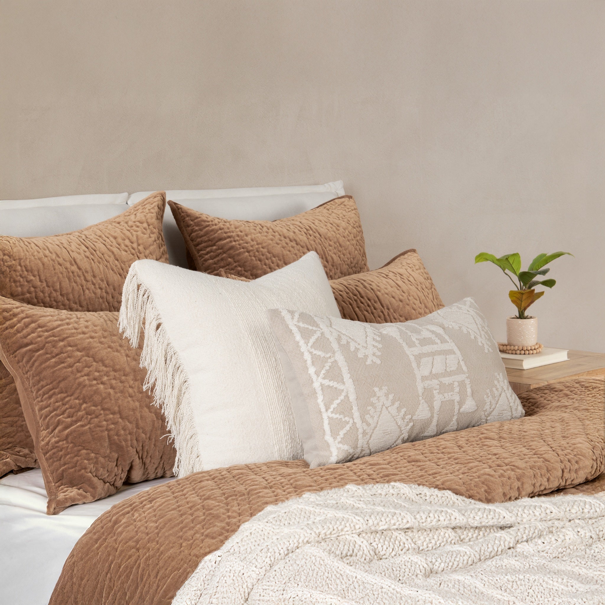 Elms Velvet Quilt Collection - Hazel