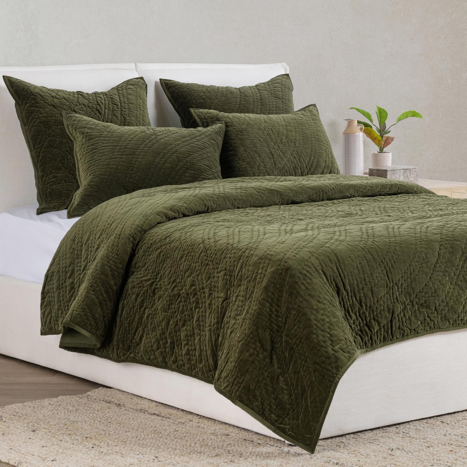 Elms Velvet Quilt Collection - Loden Green
