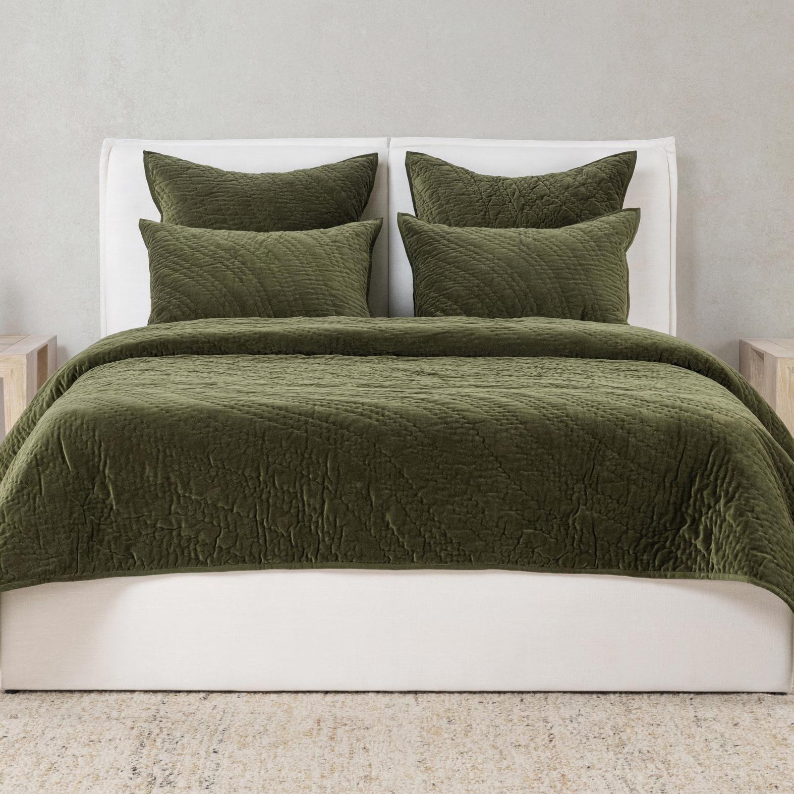 Elms Velvet Quilt Collection - Loden Green